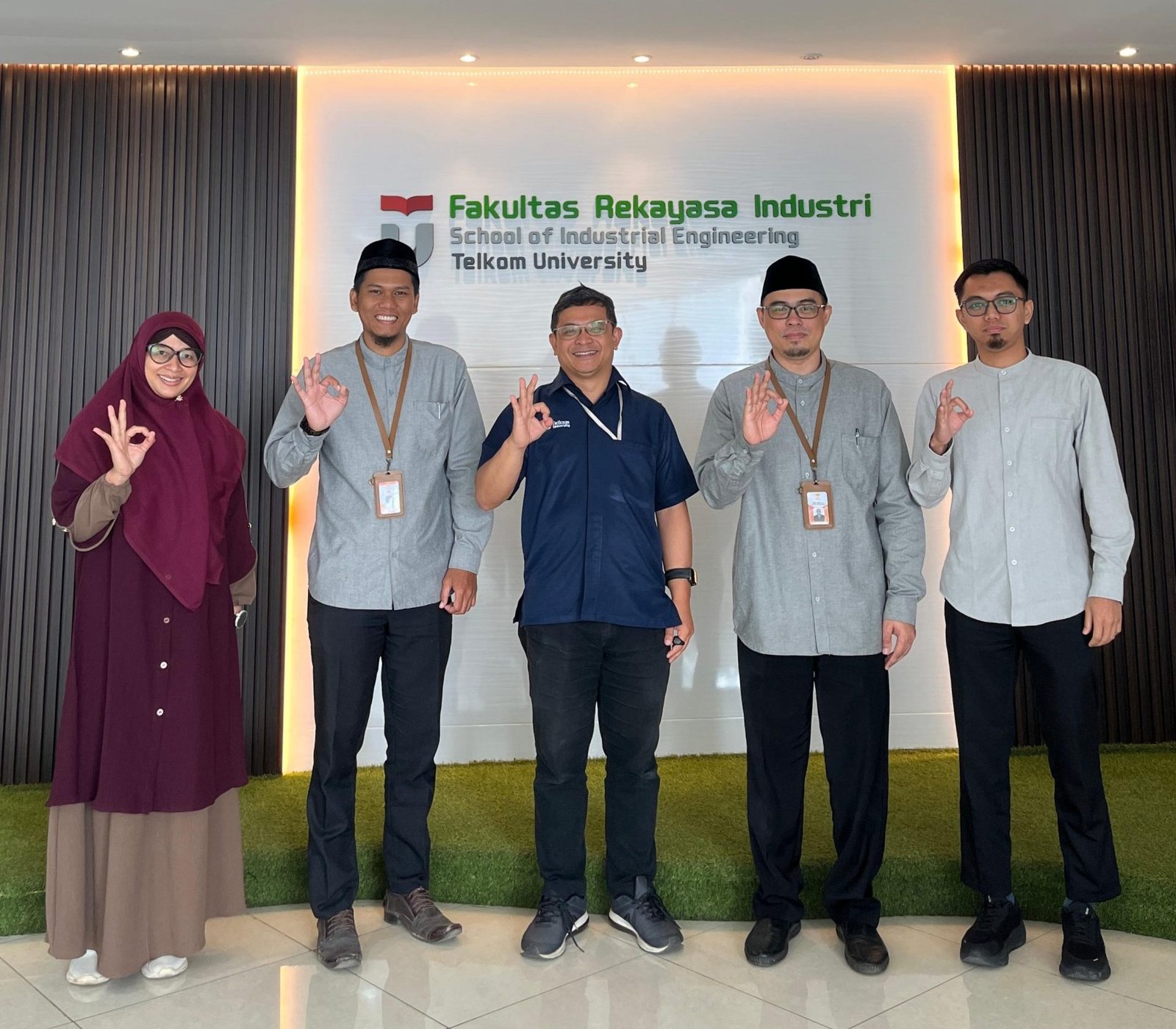 Audiensi MIMHa Tsanawiyah Informatika dengan Program Studi Sistem Informasi Telkom University.